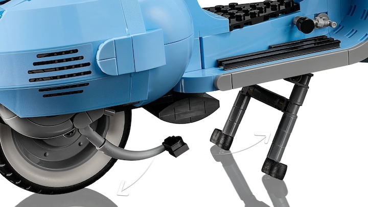 Actual product image LEGO Vespa 125 (10298, LEGO Icons, LEGO Rare Sets)