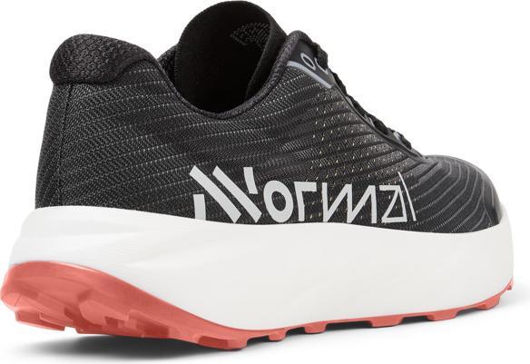 Actual product image Nnormal Kjerag 2.0 Shoe Black (45 1/3)