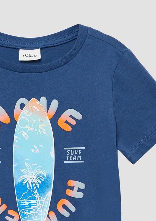 Immagine prodotto S.Oliver T-Shirt T-Shirt aus Baumwolle mit gummiertem Frontprint (128, 134)