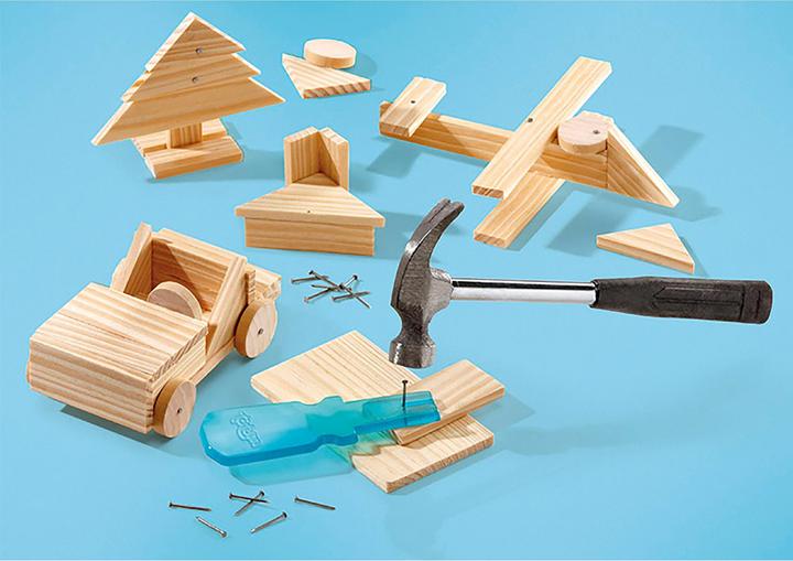 Actual product image Totum Wood and hammer set
