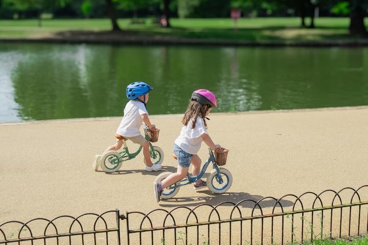 Actual product image ‎Huffy Vintage Balance (10")