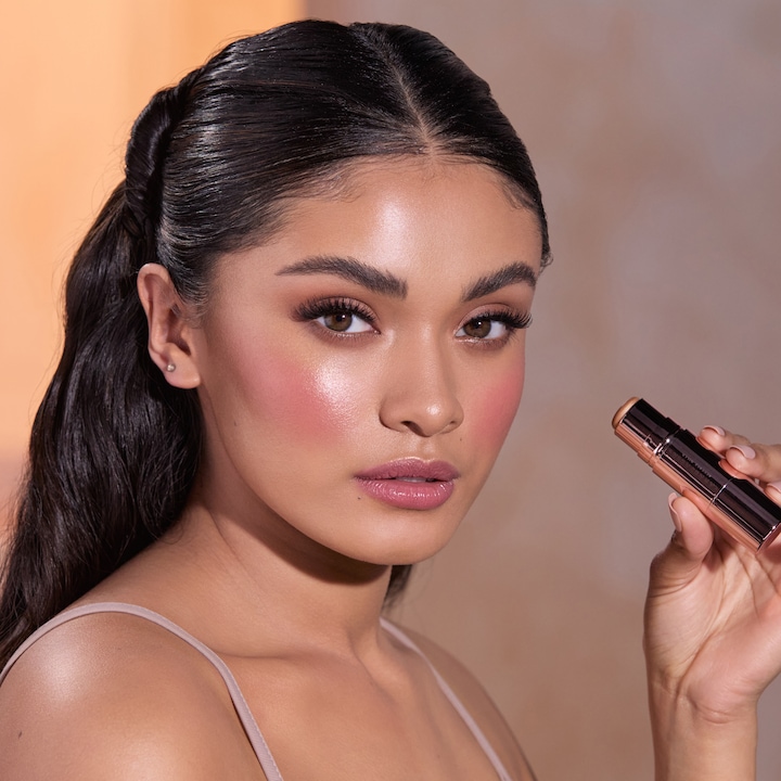 Actual product image Anastasia Beverly Hills Stick Highlighter (Dripping in gold, Highlighter)