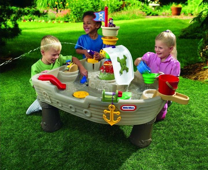 Produktbild Little Tikes Wasserspieltisch Piratenschiff