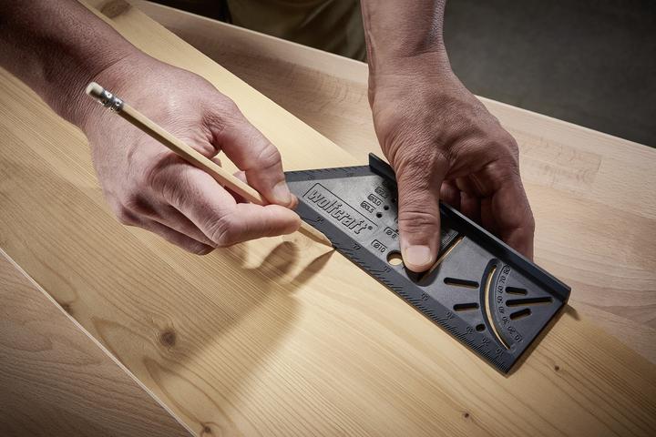 Actual product image wolfcraft 1 3D mitre bracket loose
