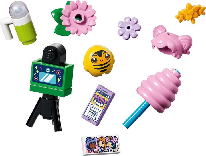 Produktbild LEGO Feentassen-Karussell mit Blumendeko (42702, LEGO Friends)
