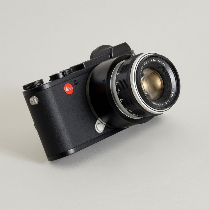 Actual product image Urth Lens Mount Adapter: Compatible with M42 Lens to Leica L Camera Body