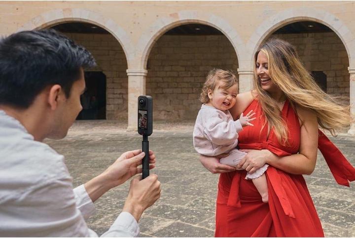 Produktbild Insta360 X5 Essentials Bundle (30p, Bluetooth, WLAN)