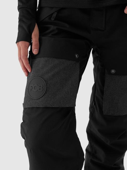 Actual product image 4F Uninsulated Snowboard Pants (L)
