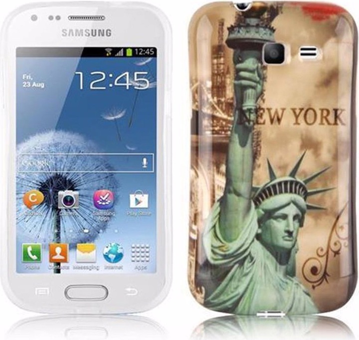 NEW YORK - STATUE OF LIBERTY