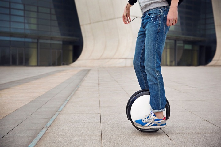 Produktbild Segway-Ninebot One S2 (24 km/h, 30 km, 500 W)