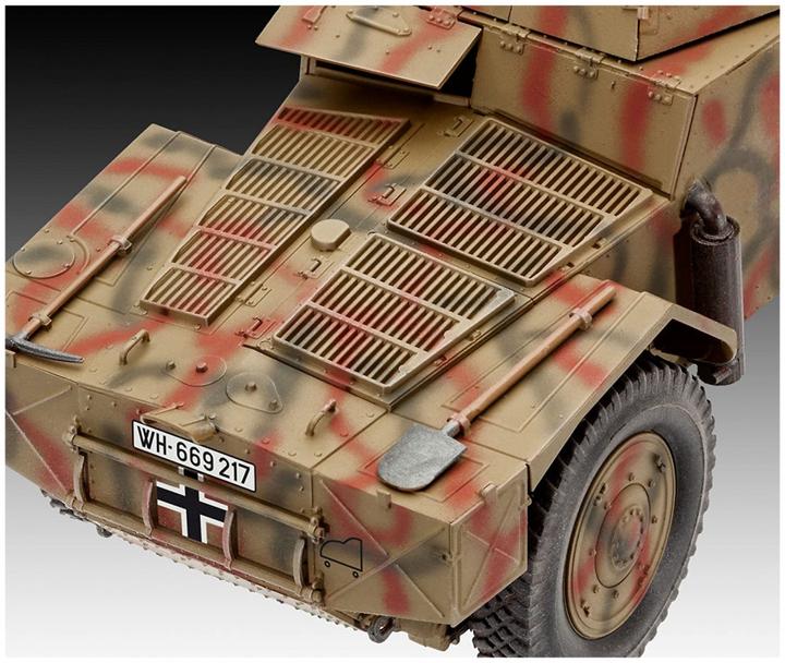 Produktbild Revell Armoured Scout Vehicle P204(f)