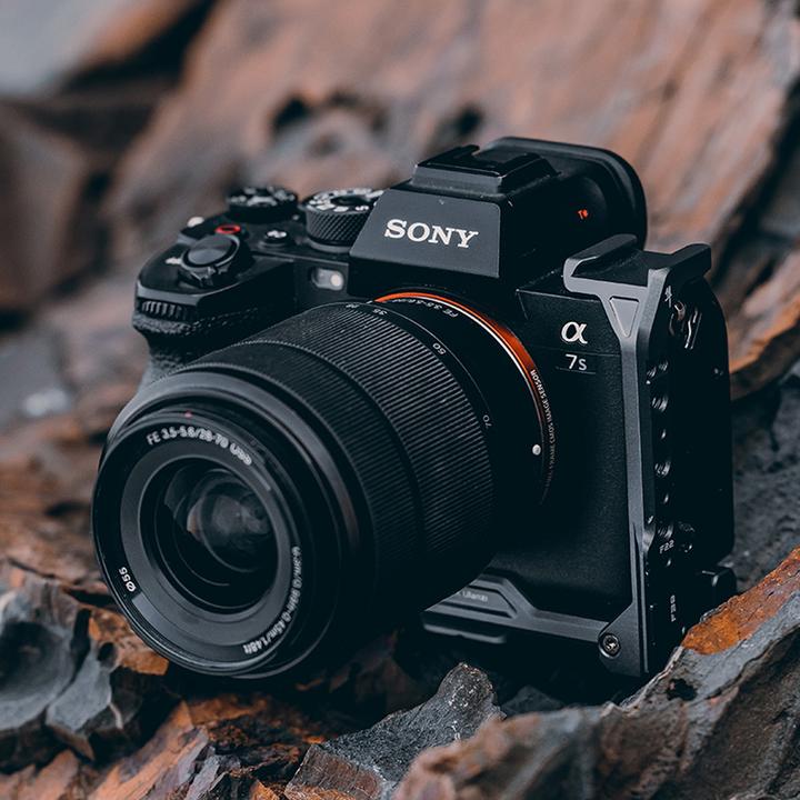 Actual product image Falcam F22 & F38 Quick Release L Bracket (Cage)