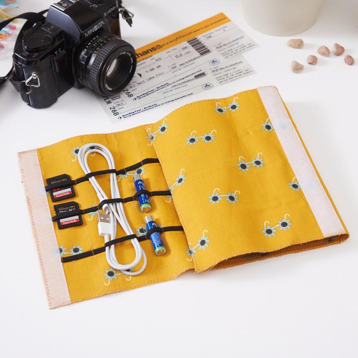 Actual product image VBS Iron-on fleece adhesive fleece, 90 cm wide, by the metre