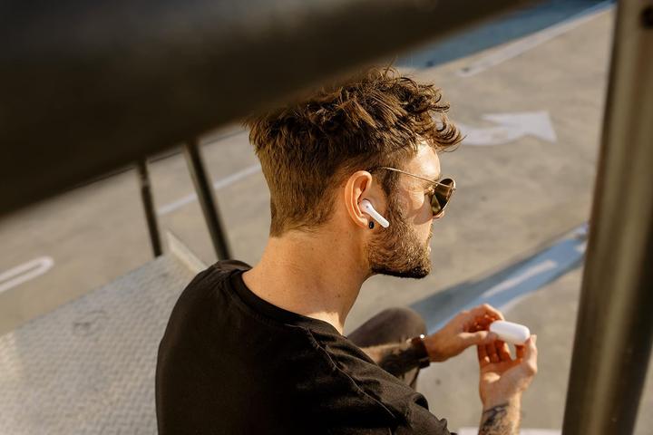 Produktbild Defunc Talk/Music: 2h (12h mit Ladecase) True Music white (4 h, Kabellos)