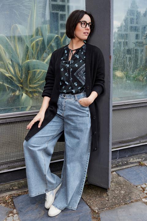 Produktbild Ulla Popken Strickjacke, Boxy, Knöpfe, V-Ausschnitt, Feinstrick (46, 48)