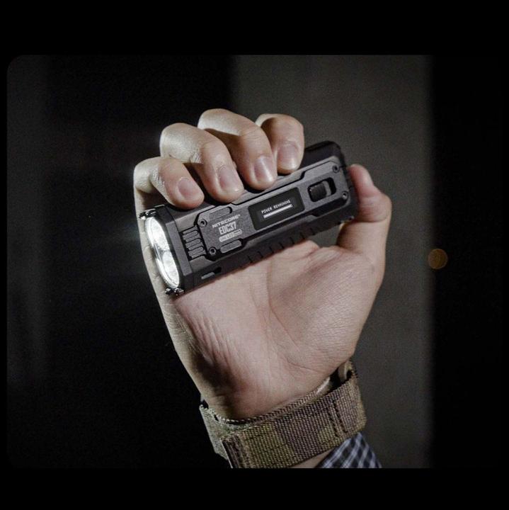 Actual product image Nitecore EDC37 (10.80 cm, 8000 lm)