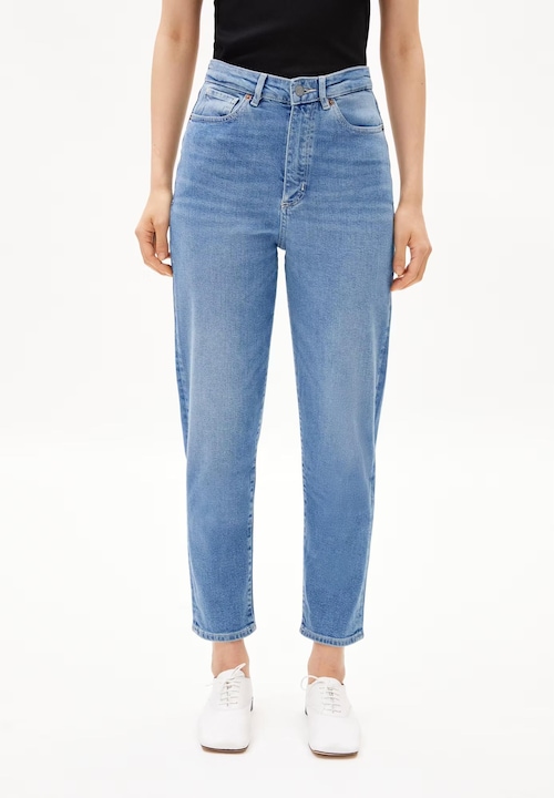 Actual product image Armedangels Mom Fit (W31/L32)