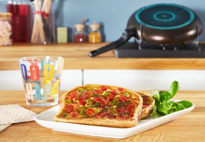 Actual product image Tefal Frying Pan B5690453 Easy Plus Diameter 24 cm, Fixed handle (24 cm, Frying pan, Aluminium)