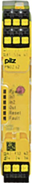 Produktbild Pilz GmbH & Co. KG Schutztuerwaechter PNOZ s2 c 24VDC 3 n/o 1 n/c