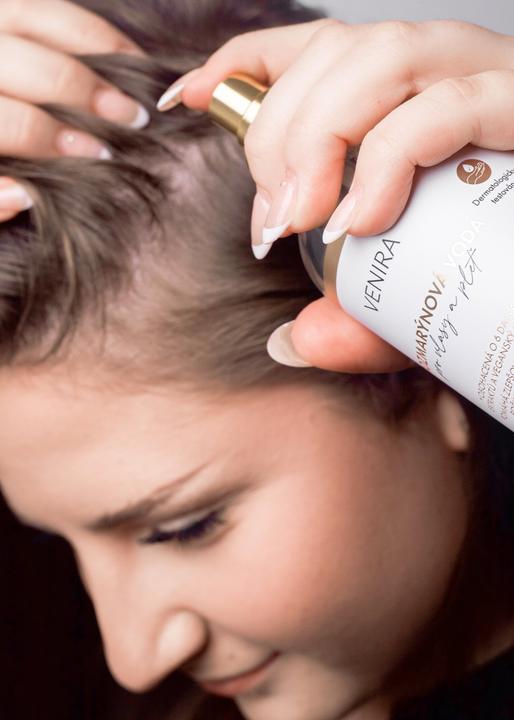 Image du produit Venira Eau de Romarin 200 Ml - Un produit de soin rafraîchissant pour les cheveux et le corps (200 ml)