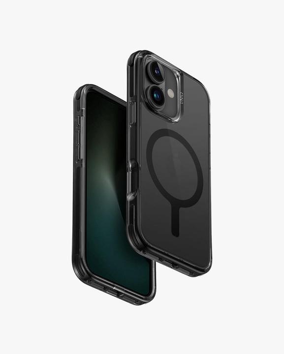 Actual product image Uniq etui Combat iPhone 16 6.1" Magclick Charging czarny/carbon black (Apple iPhone 16)