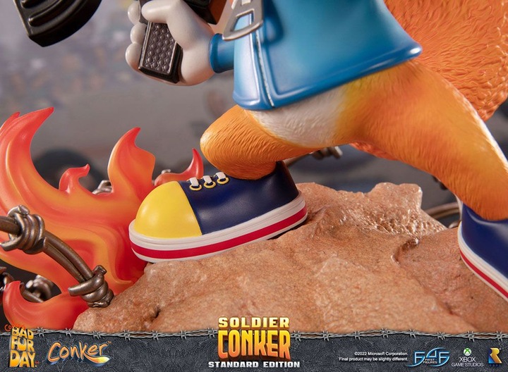 Actual product image First 4 Figures ST Conker's Bad Fur Day : Soldier Conker 33cm