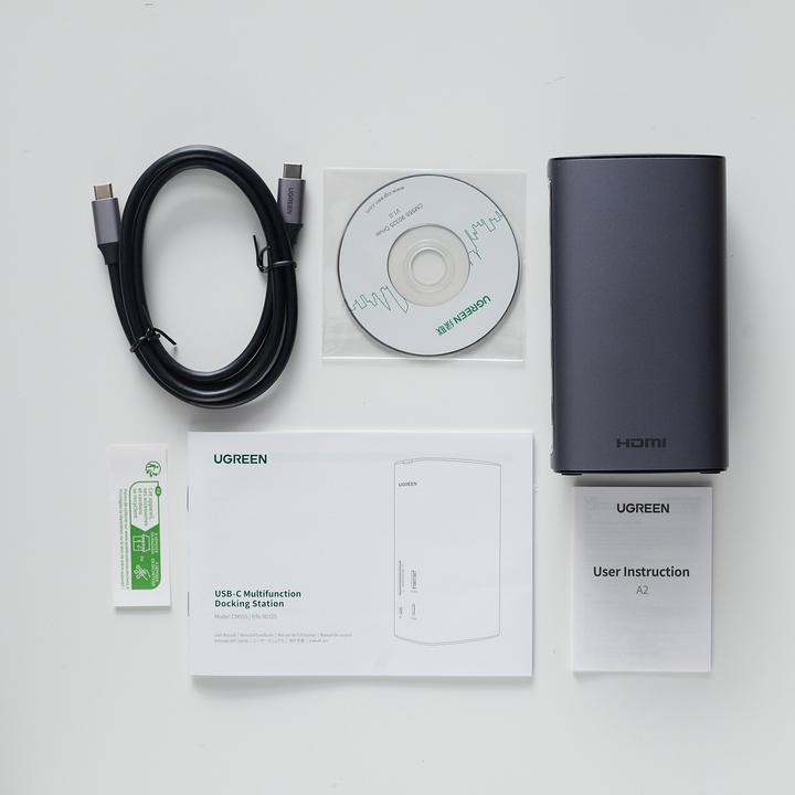Actual product image Ugreen Multi (USB-C, 12 Ports)