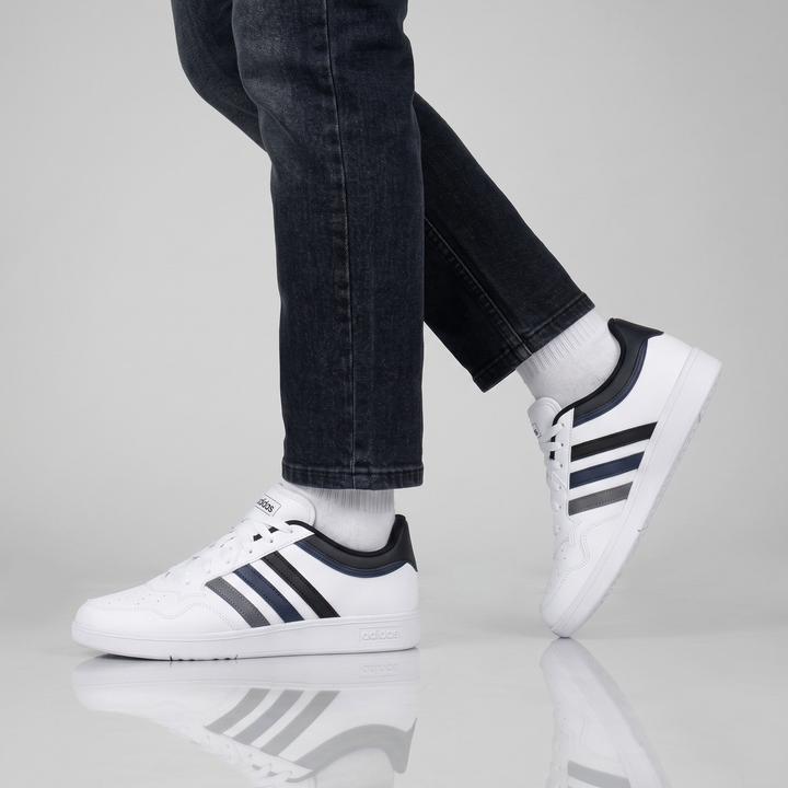 Image du produit Adidas Hoops 4.0 - ftwwht/cblack/shanav (42)