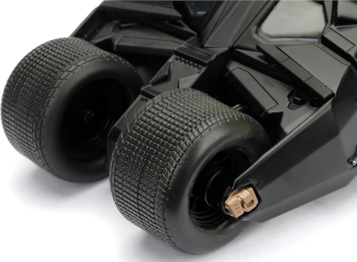 Actual product image Jada Batman The Dark Knight with Batmobile car 1:24
