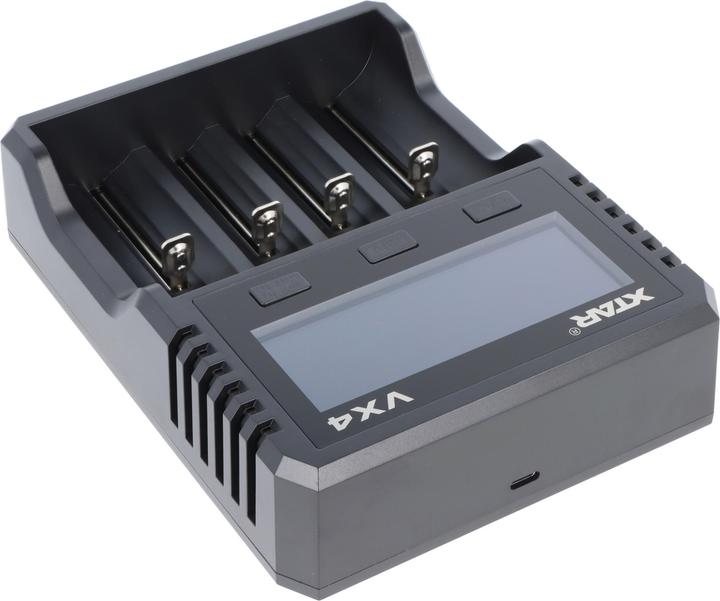 Produktbild Xtar VX4 Ladegerät, lädt 1,5V, 3,7V Li-Ion Akkus, 3,2V LiFePO4 und 1,2V NiMH Akkus, ohne Netzteil (10440, 10500, 12340, 12500, 12650, 13450, 13500, 13650, 14350, 14430, 14500, 14650, 16340, 16500, 16650, 17350, 17500, 17650, 17670, 18350, 18490, 18500, 18650, 20700, 21700, 22500, 22650, 25500, 26500, 26650, 32650, AA, AAA)