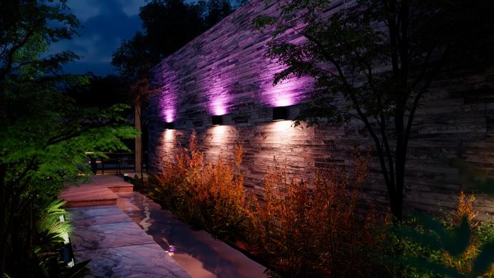 Immagine prodotto Philips Hue Ambiente bianco e colore Dymera (1020 lm, IP44)