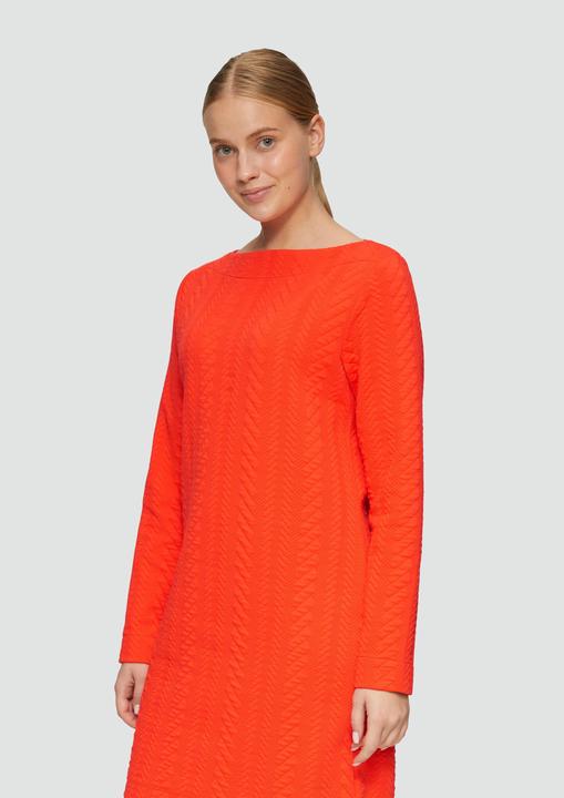 Produktbild S.Oliver Kleid Strukturiertes Jacquard-Kleid mit U-Boot-Ausschnitt (38)