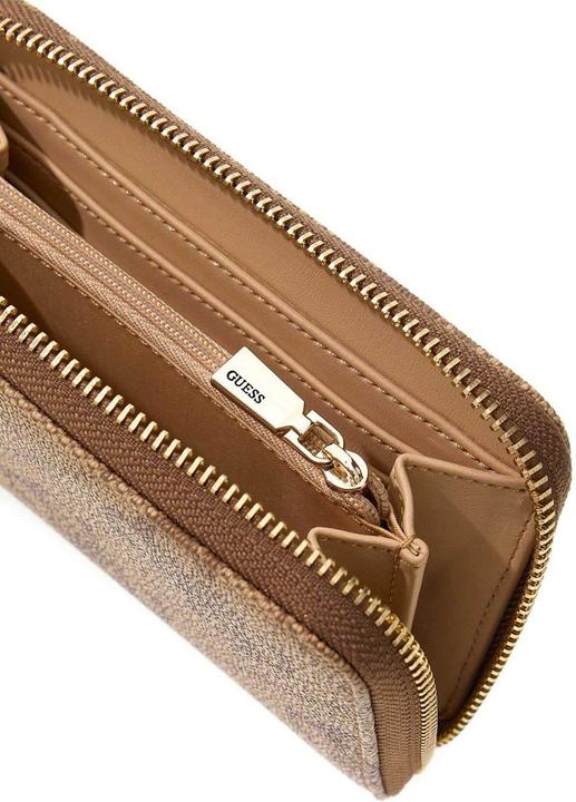 Actual product image Guess Janie Logo