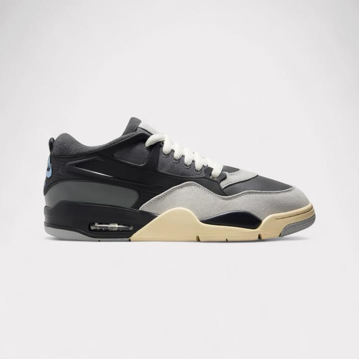Produktbild Nike Air Jordan 4 RM (42)