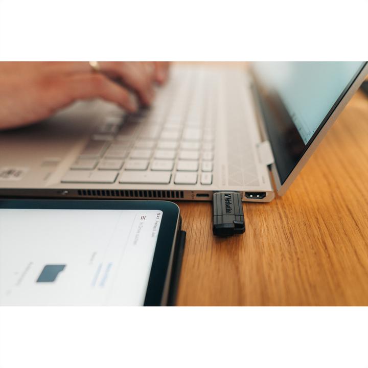 Produktbild Verbatim PinStripe (64 GB, USB-A)