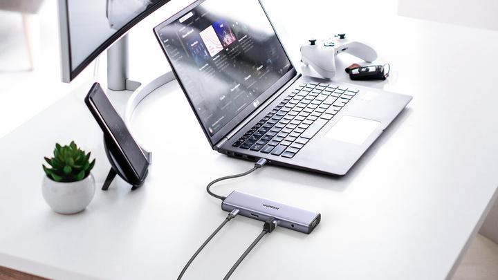 Produktbild Ugreen Hub (USB-C, 10 Ports)