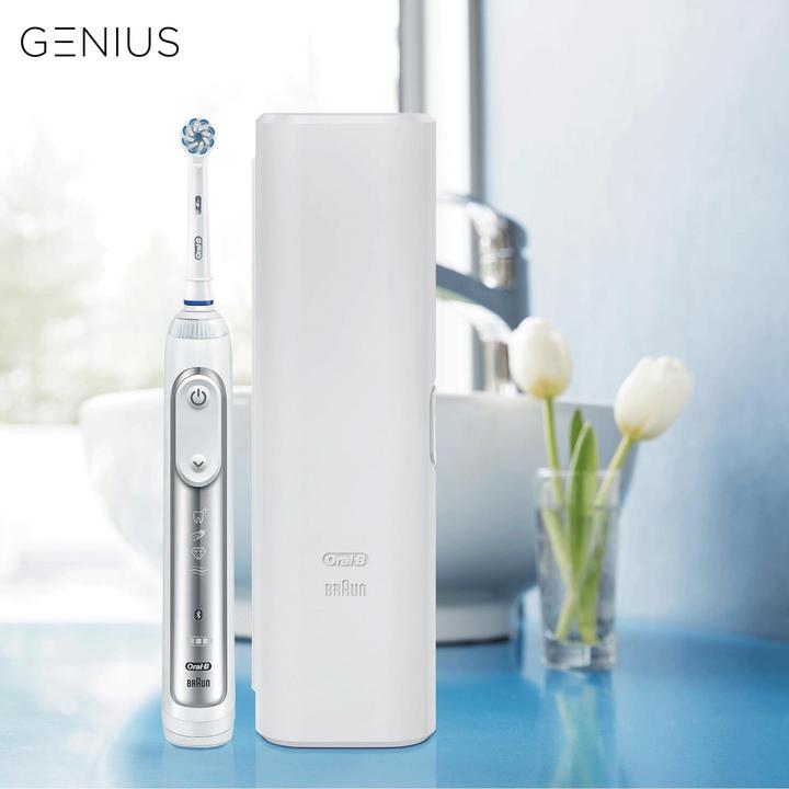 Produktbild Braun Oral-B Genius 8000N (Oszillierende Zahnbürste)