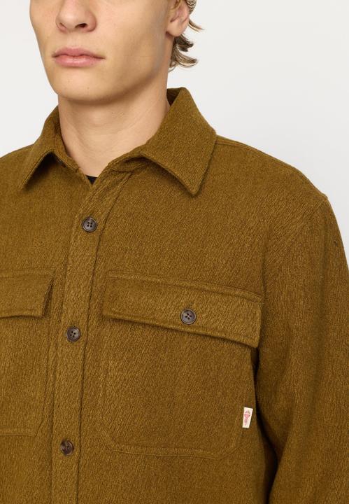 Actual product image Revolution Worker (L)