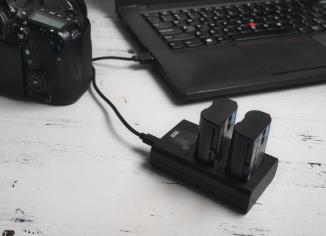 Actual product image Newell Camera charger DL-USB-C Dual-channel charger for EN-EL14 batteries (Camera battery charger)
