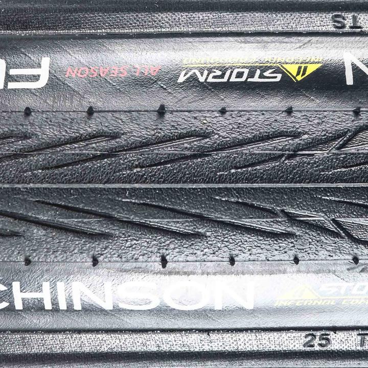 Actual product image Hutchinson Fusion 5 All Season Elevenstorm (28 x 1.00, 25-622)