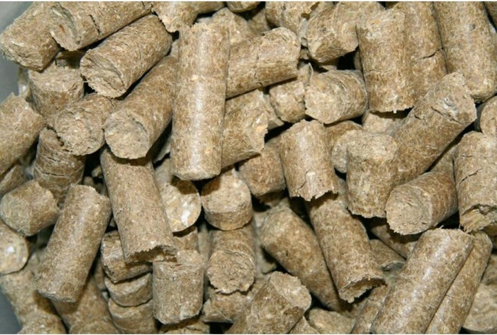 Image du produit Kerbl Delizia Classics Banane - Friandises pour chevaux - 1 kg (1000 g)