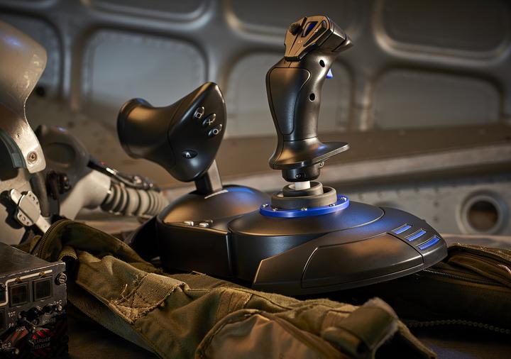 Produktbild Thrustmaster T. Flight Hotas 4 (PC, PS4)