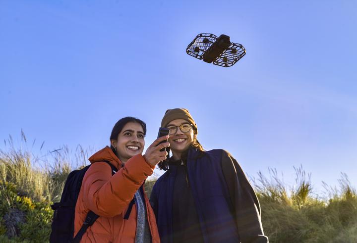 Actual product image HoverAir X1 Pro (16 min, 191.50 g, 12 Mpx)