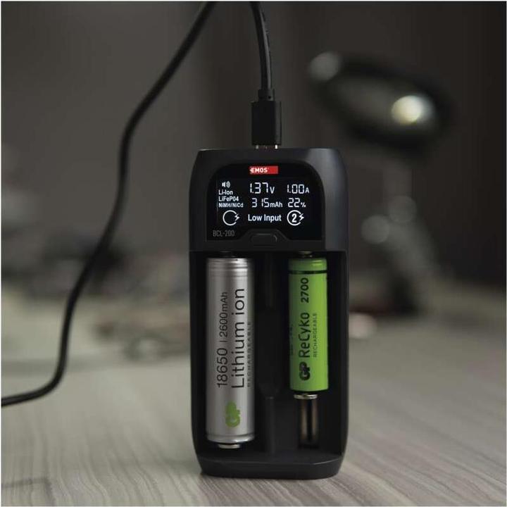 Immagine prodotto Emos Caricabatterie universale per batterie agli ioni di litio BCL-20D (1 pz., 10440, C, AA, AAA, Caricabatterie senza batteria)