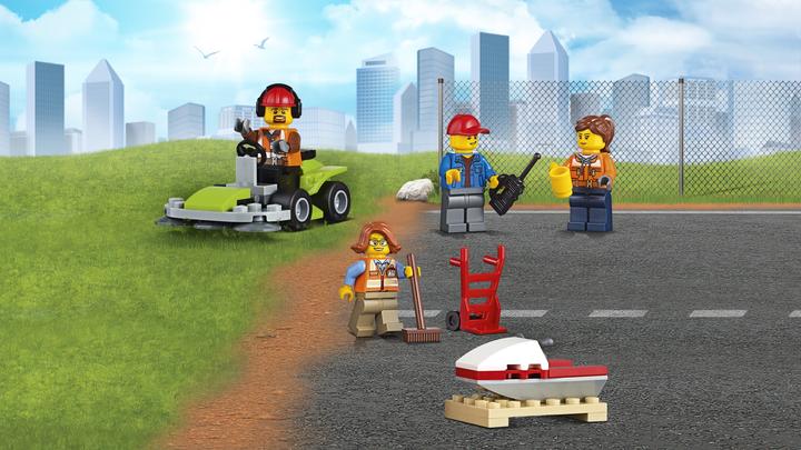 Image du produit LEGO Terminal de fret (60169, LEGO City)