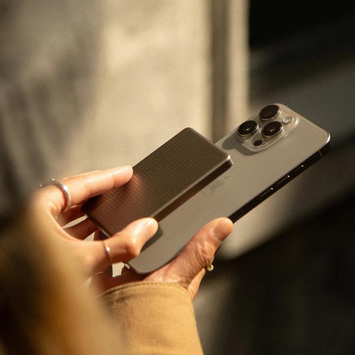 Actual product image Native Union Active Power Bank (5000 mAh, 20 W)