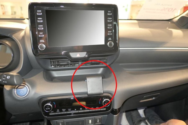 Brodit ProClip Toyota Yaris Bj. 21