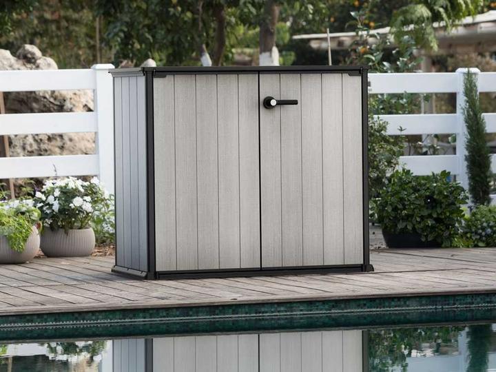 Actual product image Keter patio blind