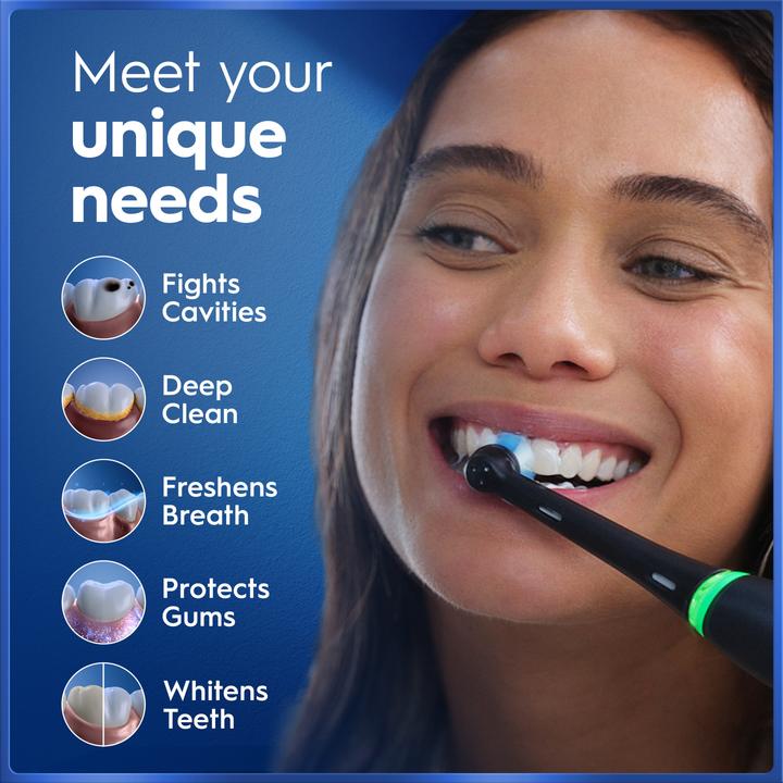 Productafbeelding Oral-B iO5 Electric Toothbrush, black and white with travel case