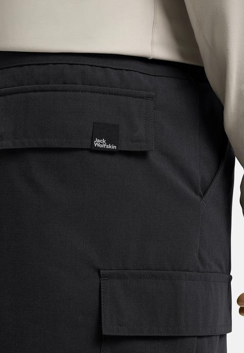 Actual product image Jack Wolfskin Yuma Cargo Pants M (50)